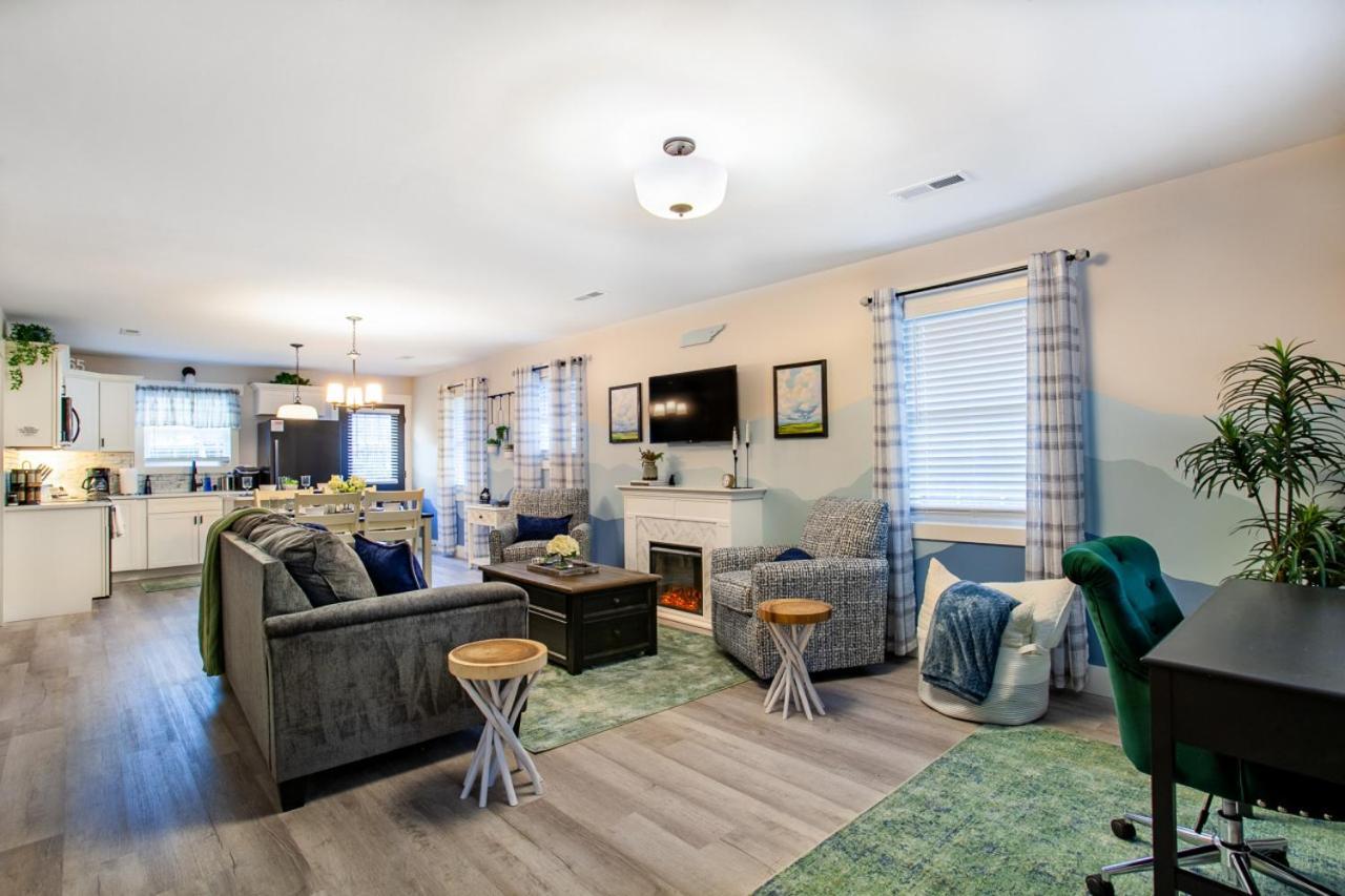 Blue Valley Inn - Hot Tub & Spacious Play Area! Νόξβιλ Εξωτερικό φωτογραφία